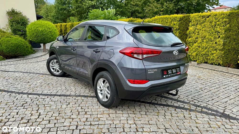 Hyundai Tucson 1.6 GDI BlueDrive GO 2WD - 17