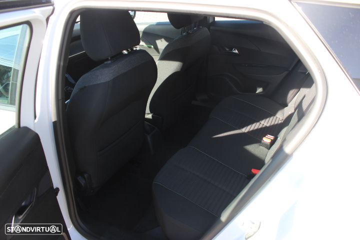Peugeot 2008 1.2 PureTech SE Style - 6