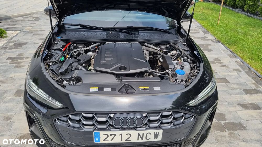 Audi A5 Avant e-hybrid quattro 220 kW S tronic Edition one - 31