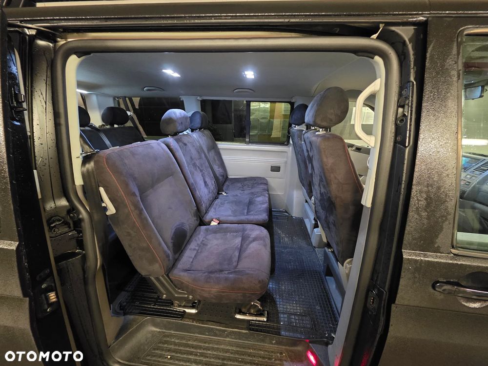 Volkswagen Caravelle L1 4Motion - 16