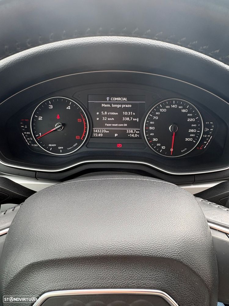 Audi A4 Avant 35 TDI Design S tronic - 5