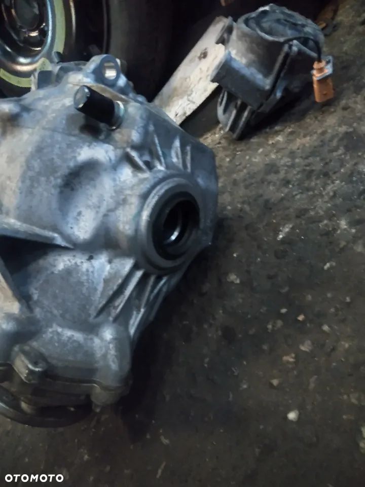 Reduktor dyfer Mercedes S W222 2213308600 - 2