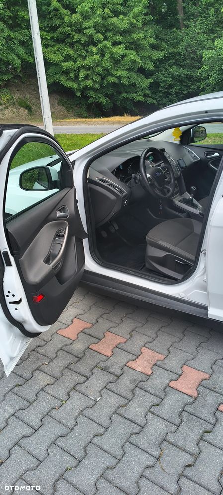 Ford Focus 1.6 TDCi DPF Trend - 11