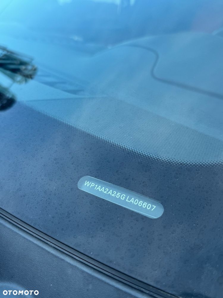 Porsche Cayenne - 7