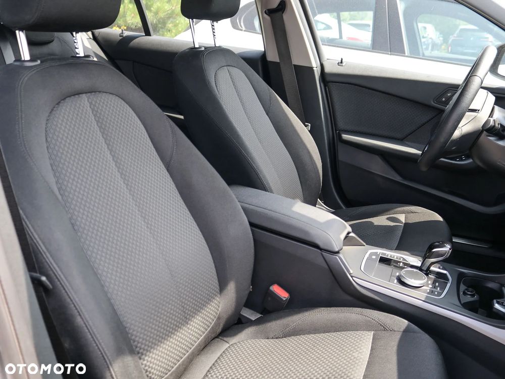 BMW Seria 1 118i Advantage - 4