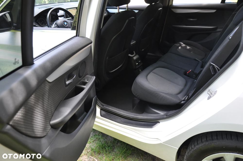 BMW Seria 2 218d Advantage sport - 19