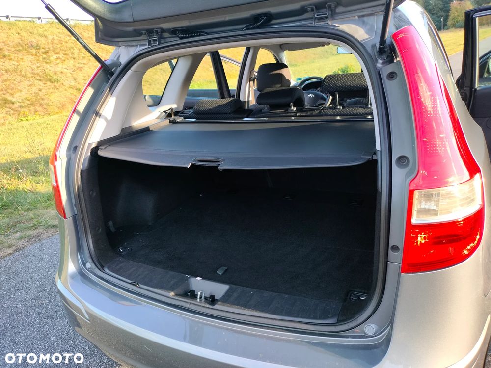 Hyundai i30 1.6 blue Comfort - 29