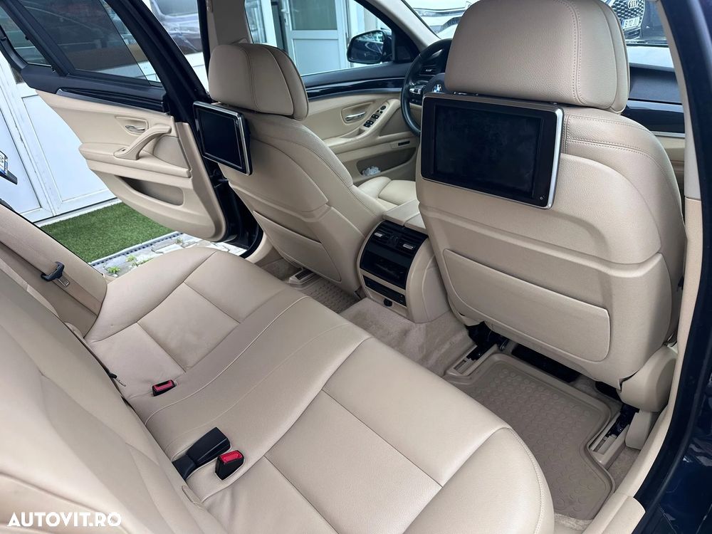 BMW Seria 5 525d xDrive Aut. Luxury Line - 17