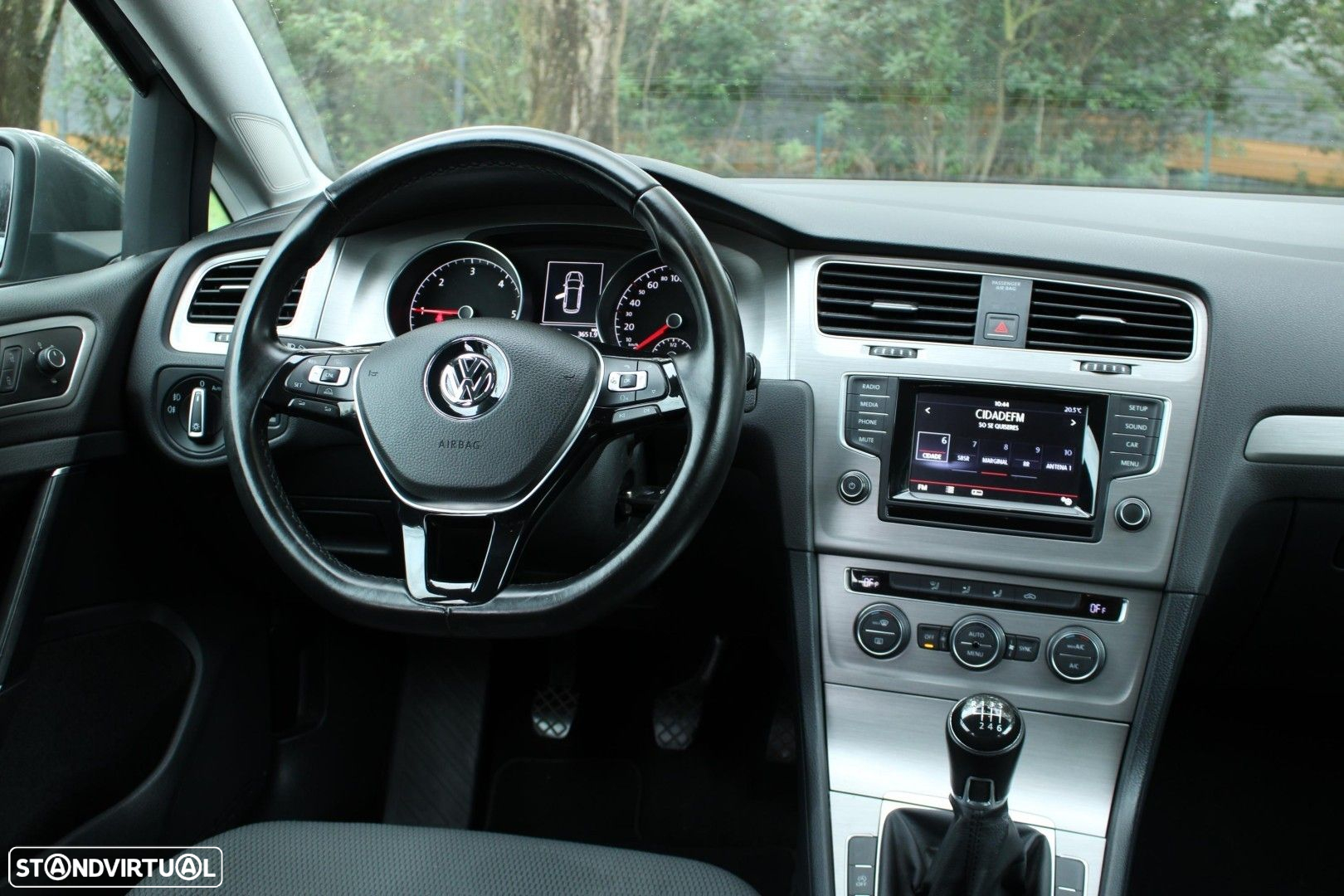 VW Golf Variant 1.6 TDi BlueMotion Confortline - 4