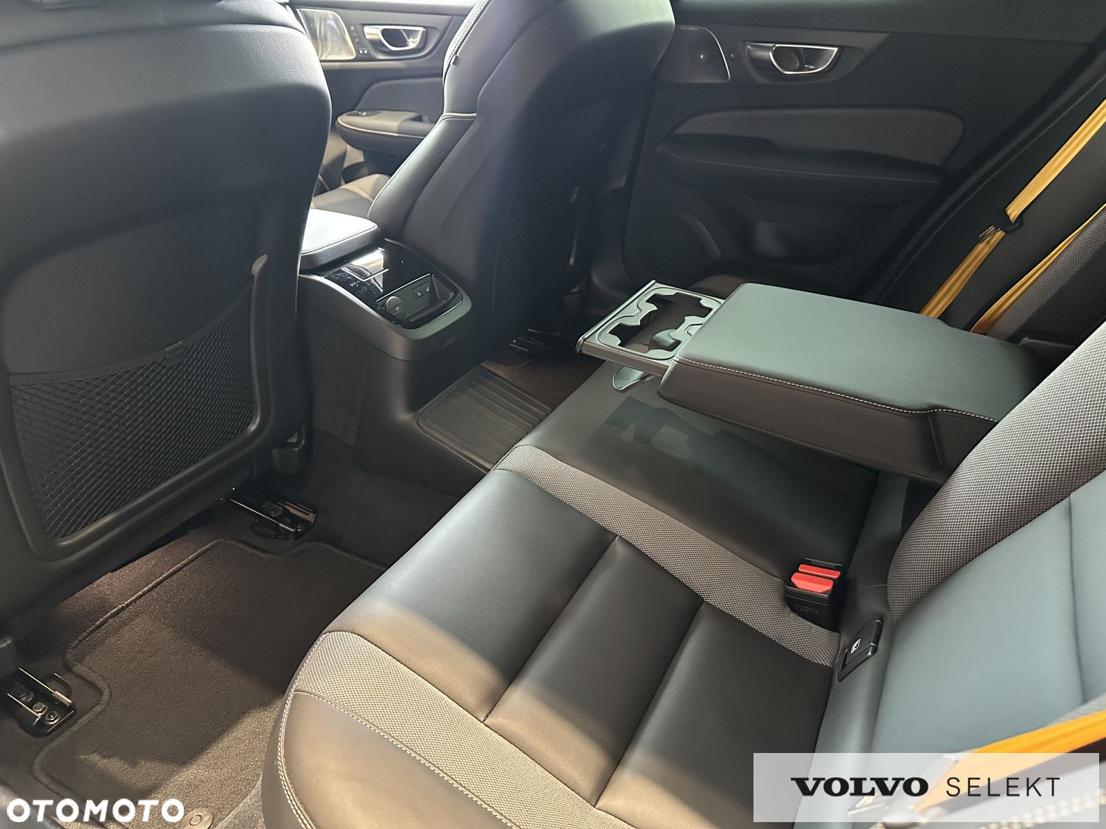 Volvo S60 - 17