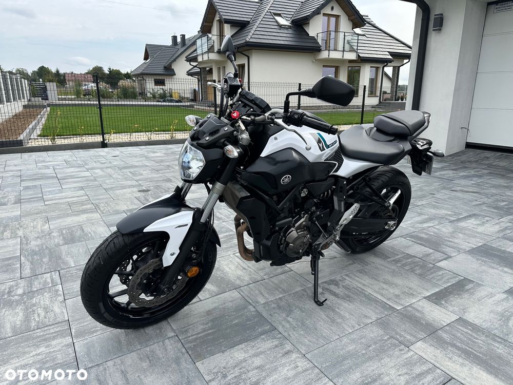 Yamaha MT - 12