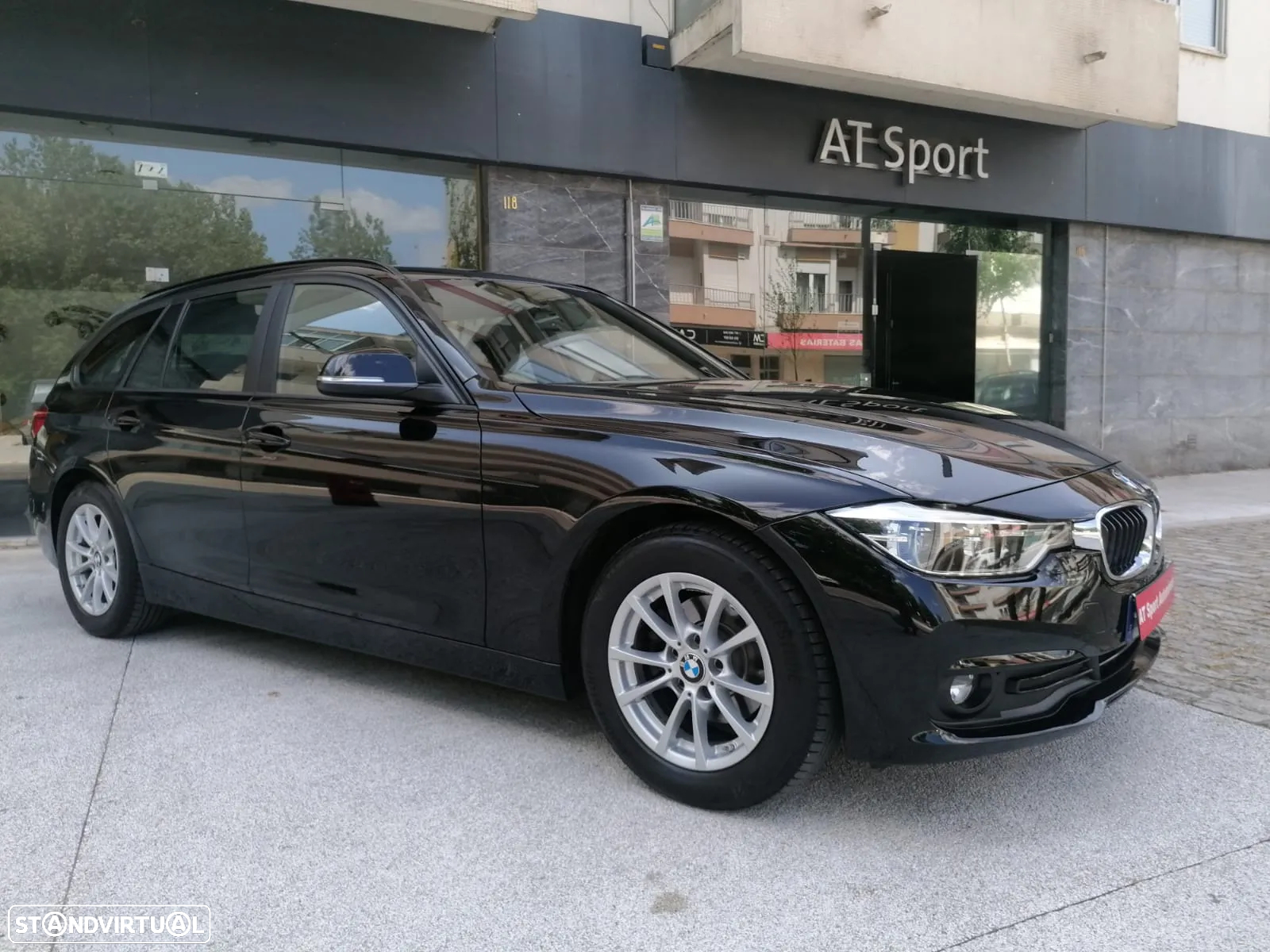 BMW 318 d Touring Advantage Auto - 33