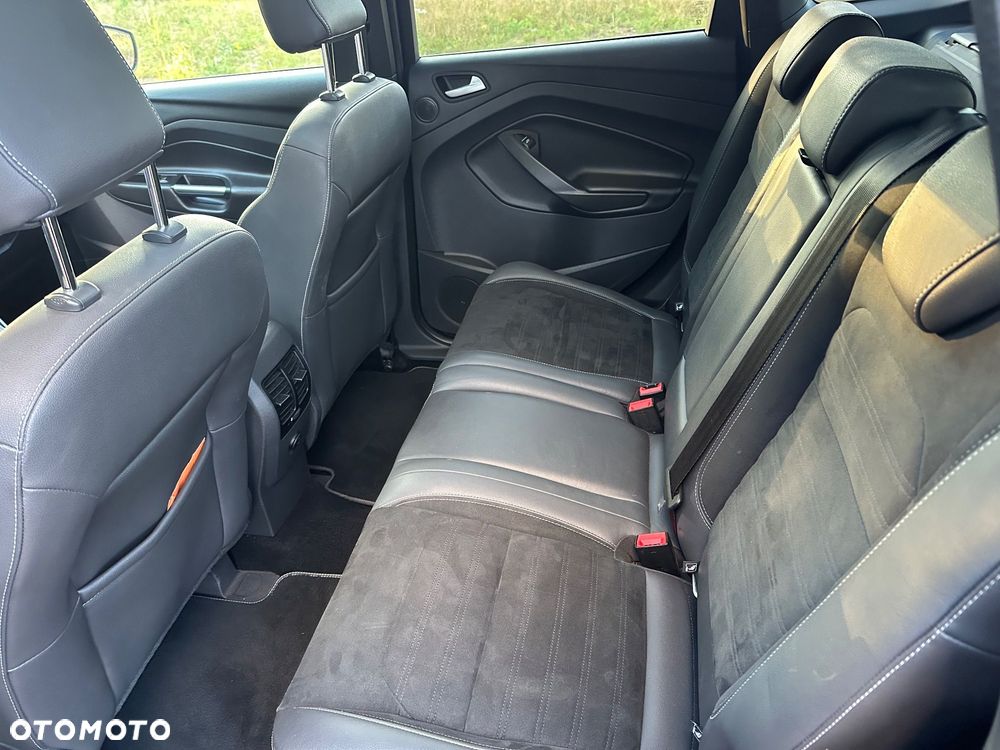 Ford Kuga - 11