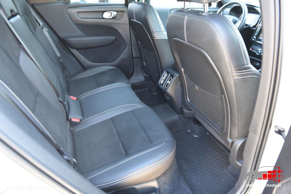 Volvo XC 40 - 21