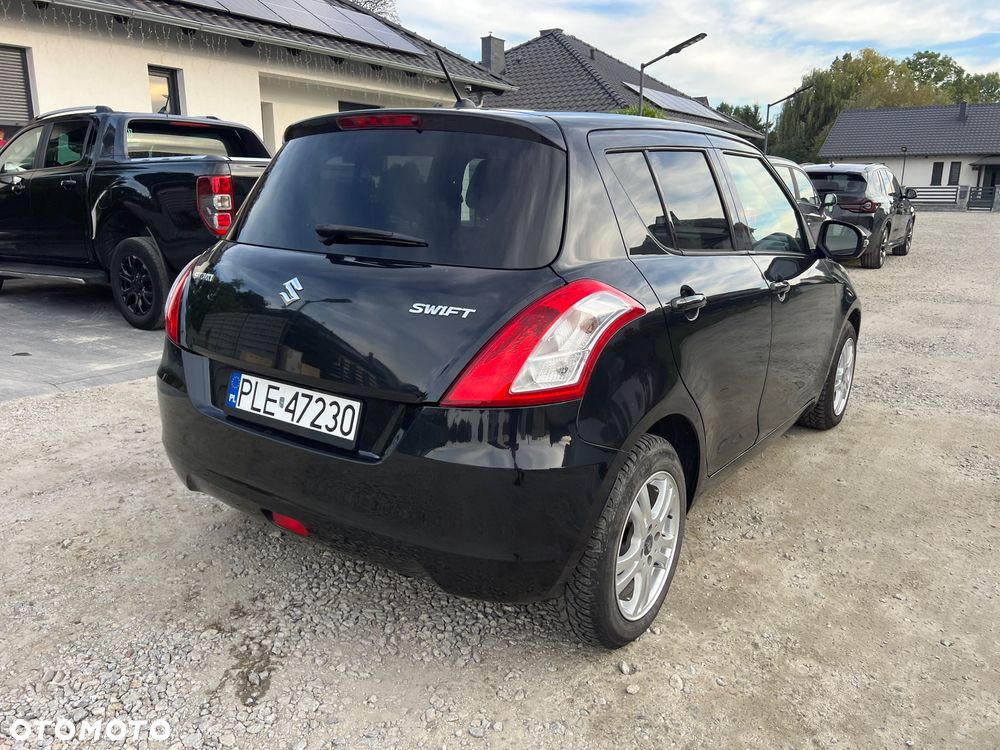 Suzuki Swift - 8