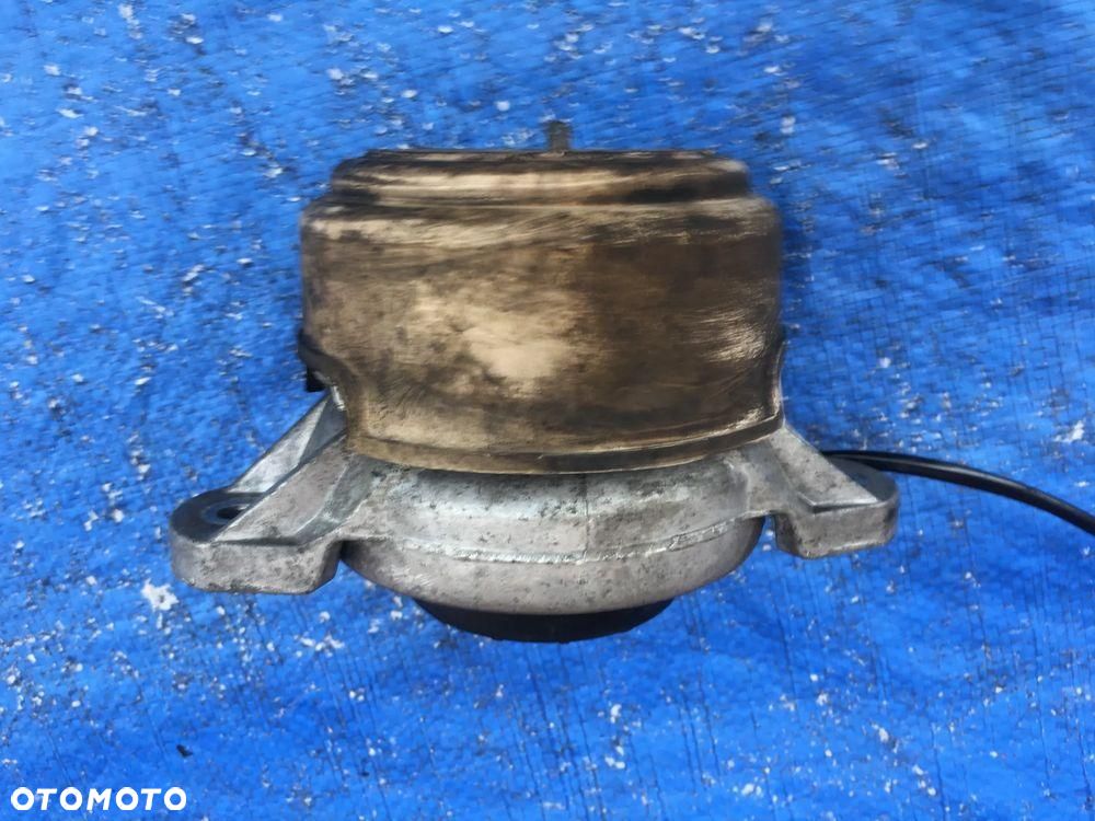 Mercedes W204 C Klasa 4x4 4Matic Poduszka Silnika A2042403917 - 4