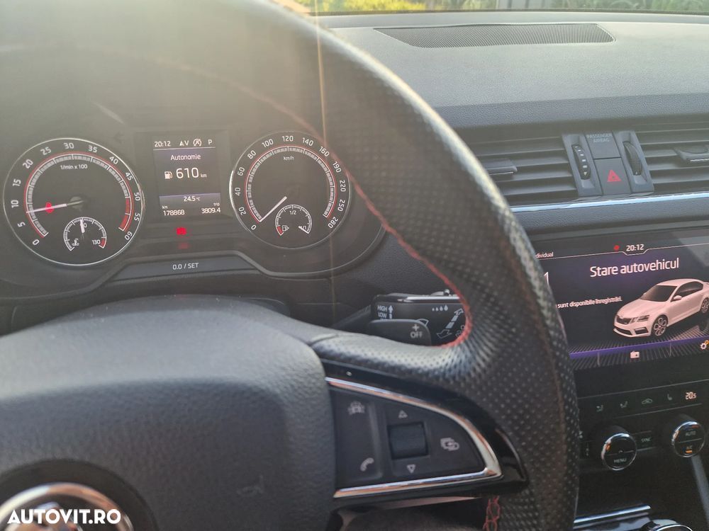 Skoda Octavia 2.0 TDI RS DSG - 8