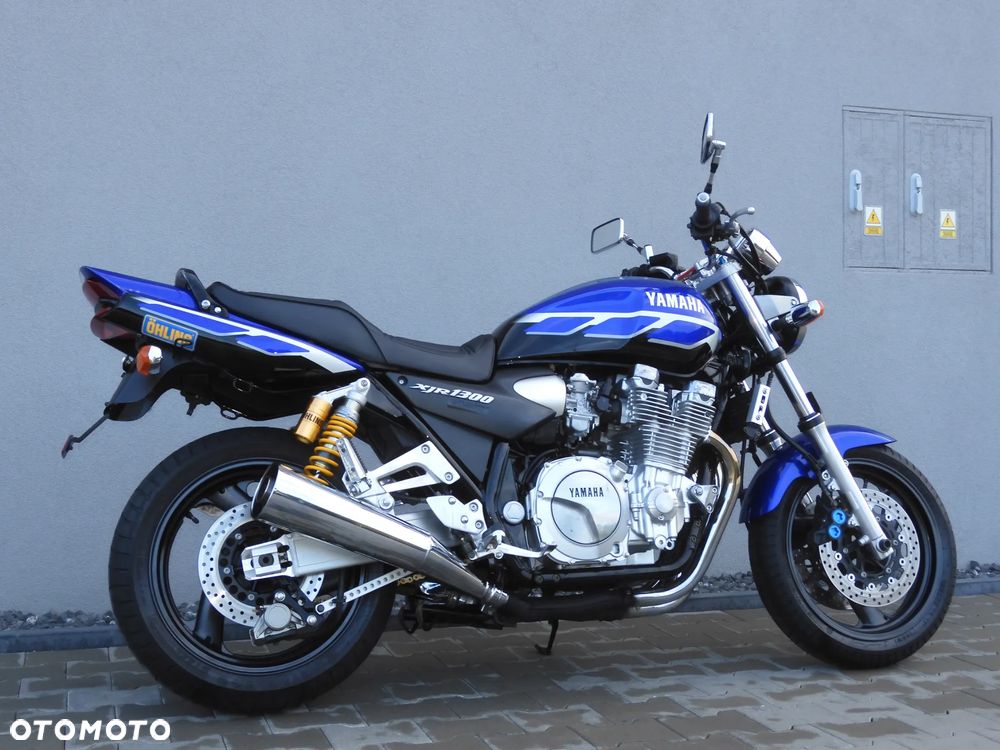 Yamaha XJR - 18