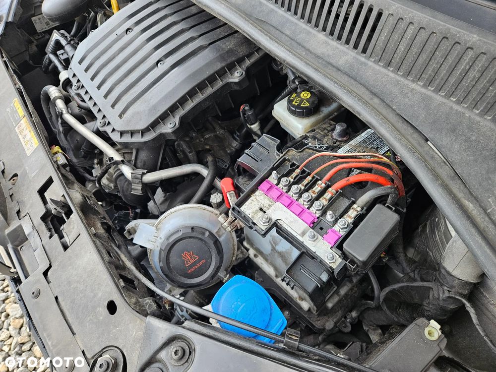 Volkswagen up! - 17