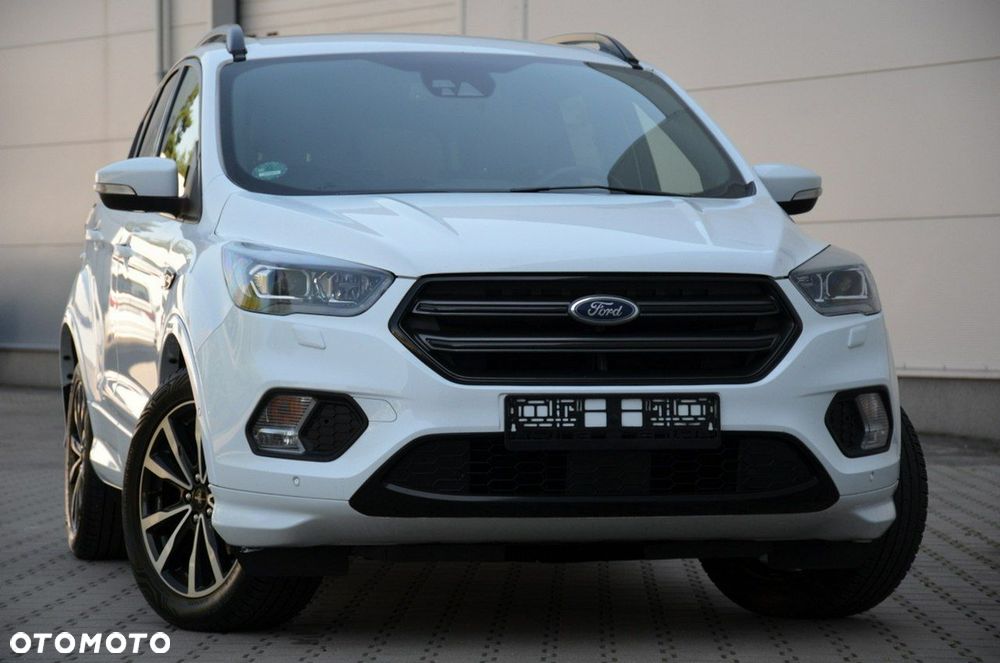 Ford Kuga - 13