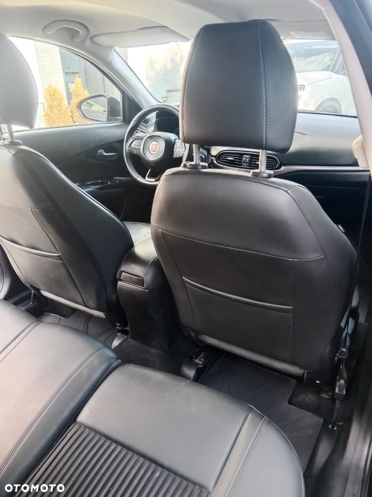 Fiat Tipo 1.4 T-Jet 16v S-Design - 12