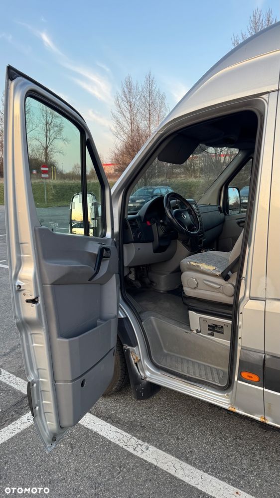 Volkswagen CRAFTER - 9