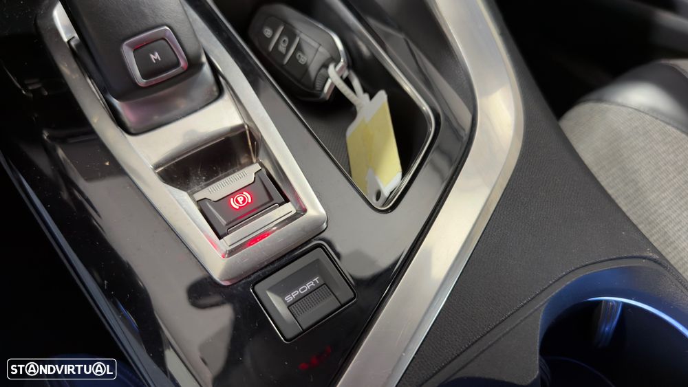 Peugeot 5008 PureTech 130 EAT8 Stop & Start Allure - 31
