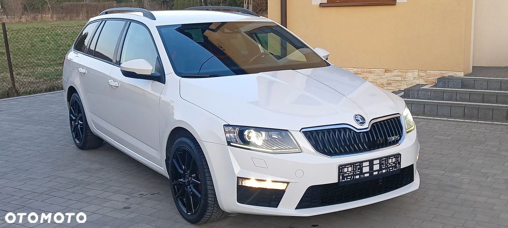 Skoda Octavia 2.0 TDI RS - 36