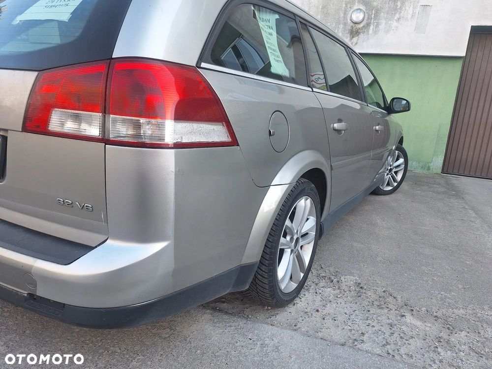 Opel Vectra 3.2 V6 - 3
