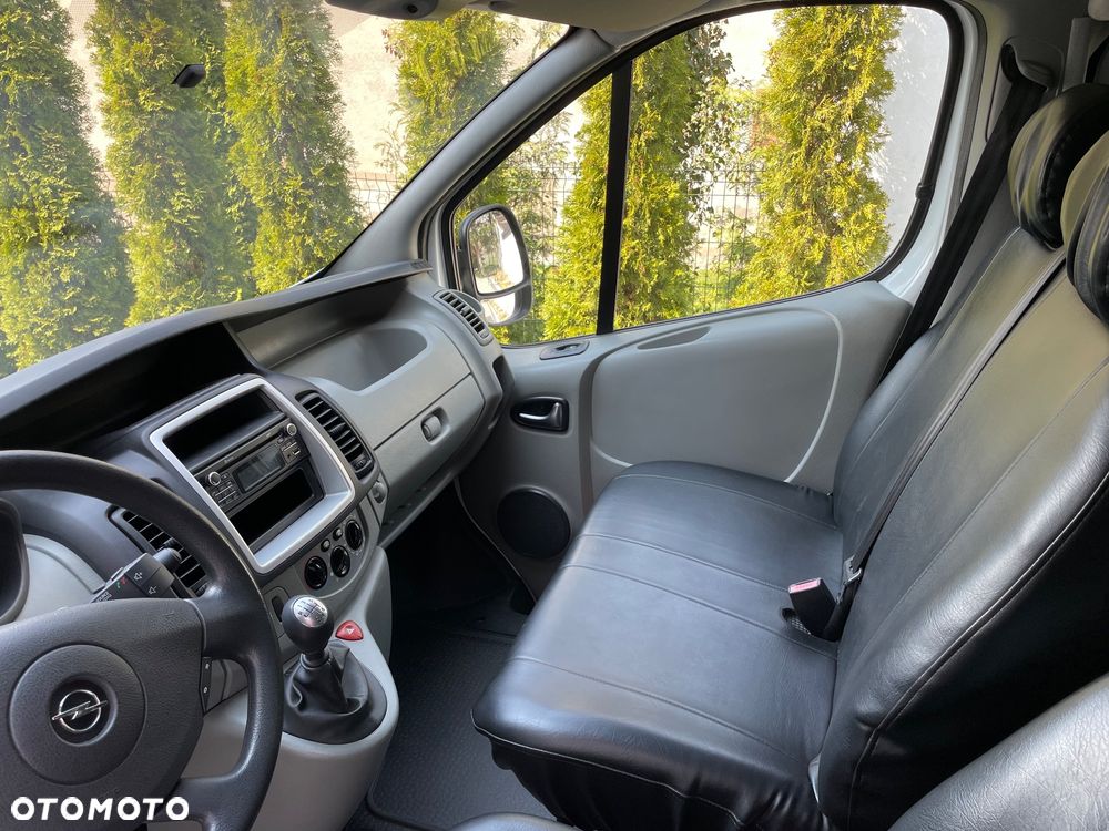 Opel Vivaro - 28