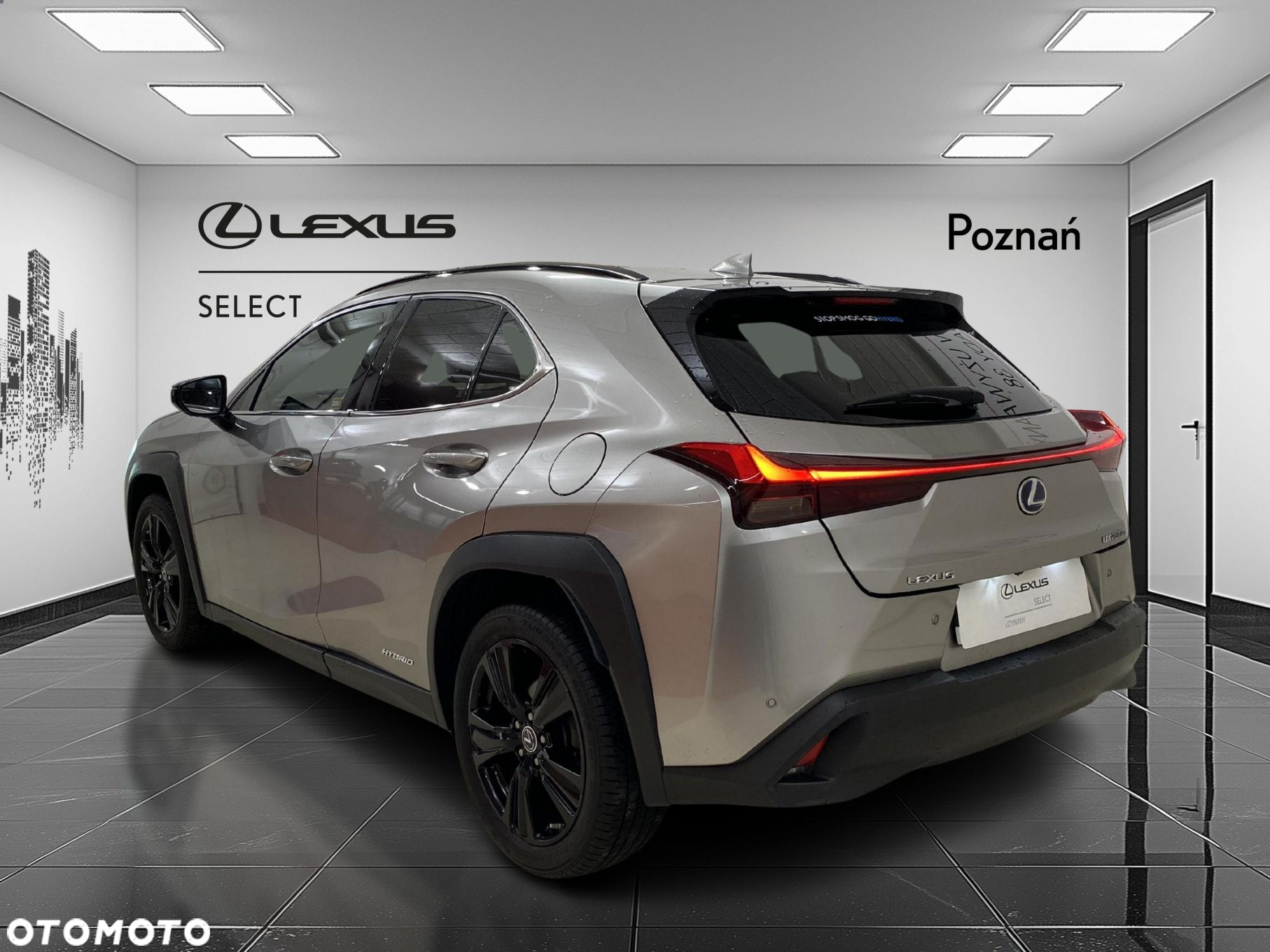 Lexus UX - 9