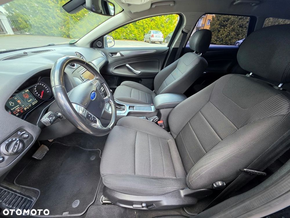 Ford Mondeo 2.0 TDCi Business Edition - 27