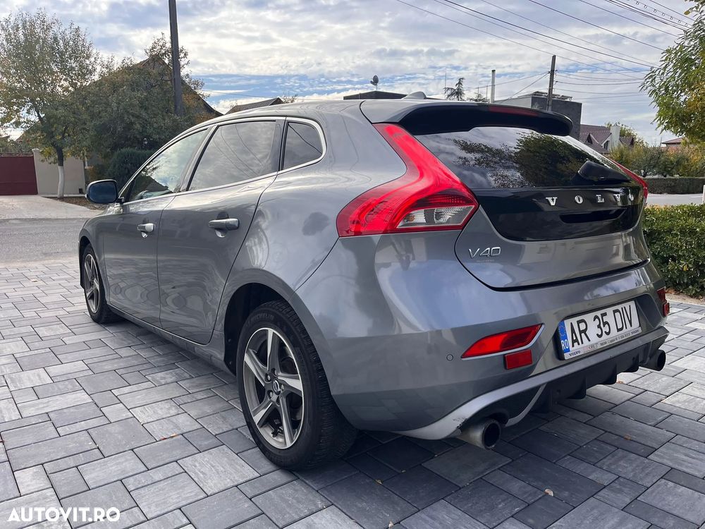 Volvo V40 D4 VEA R-Design - 8