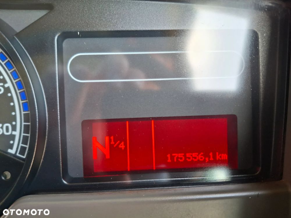 Renault Midlum 270 DXI Zamiatarka BUCHER Szczotki L/R Lewa I Prawa Strona 2 Silniki Karcher Listwa Ciśnieniowa Lanca Na Bębnie 2011r - 21