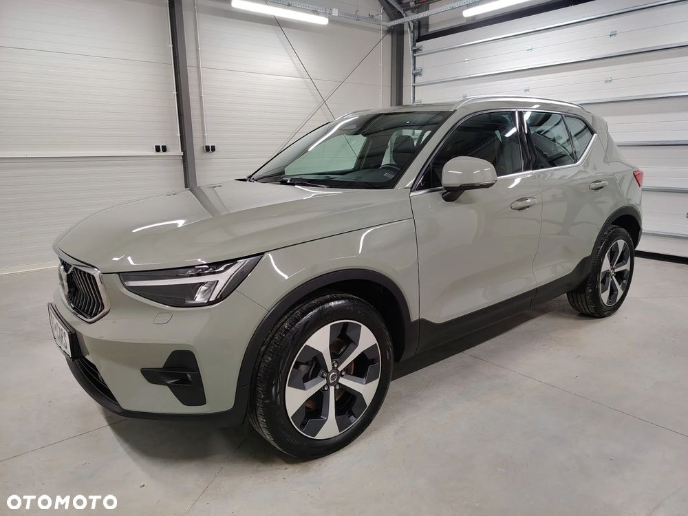Volvo XC 40 B4 Plus Dark - 5