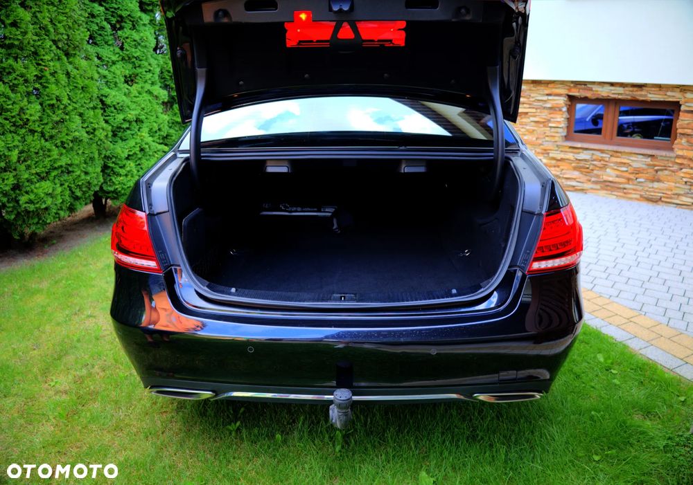 Mercedes-Benz Klasa E 220 BlueTEC Avantgarde - 23