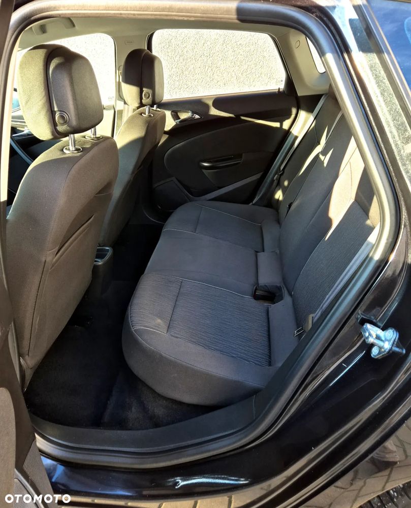 Opel Astra 1.4 Turbo Selection - 31