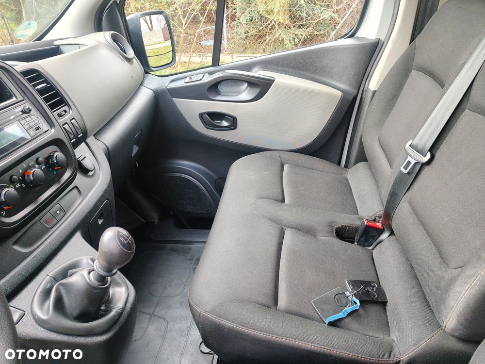 Renault Trafic - 10