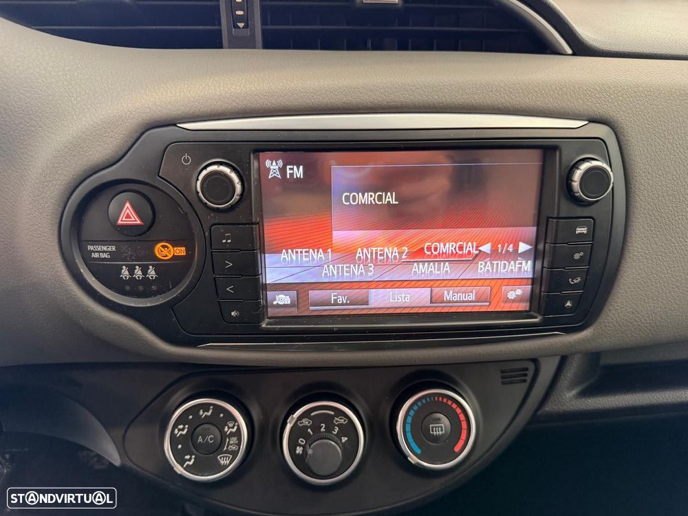 Toyota Yaris 1.0 VVT-i Comfort +PS Style+P.Techno - 11