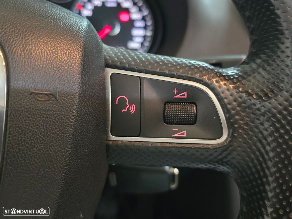 Audi A3 Cabrio 1.6 TDi DPF Attraction - 23
