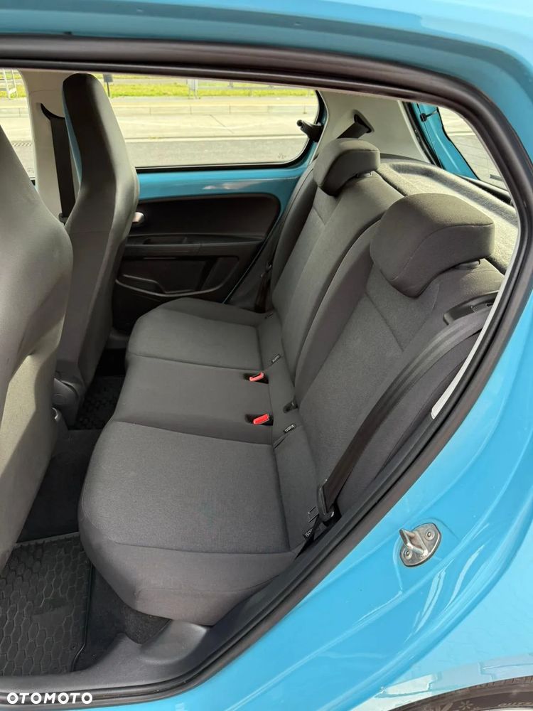 Volkswagen up! - 14
