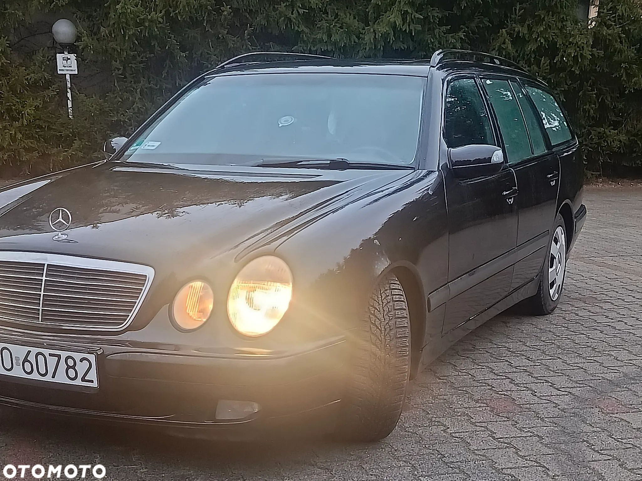 Mercedes-Benz Klasa E - 1