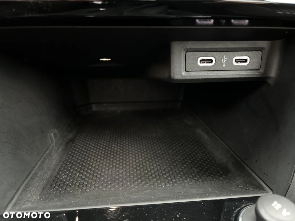 Volkswagen T-Cross 1.0 TSI Life DSG - 33