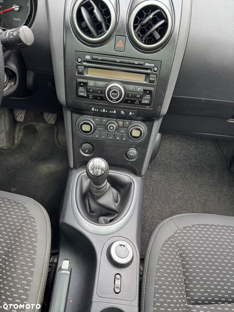 Nissan Qashqai - 22
