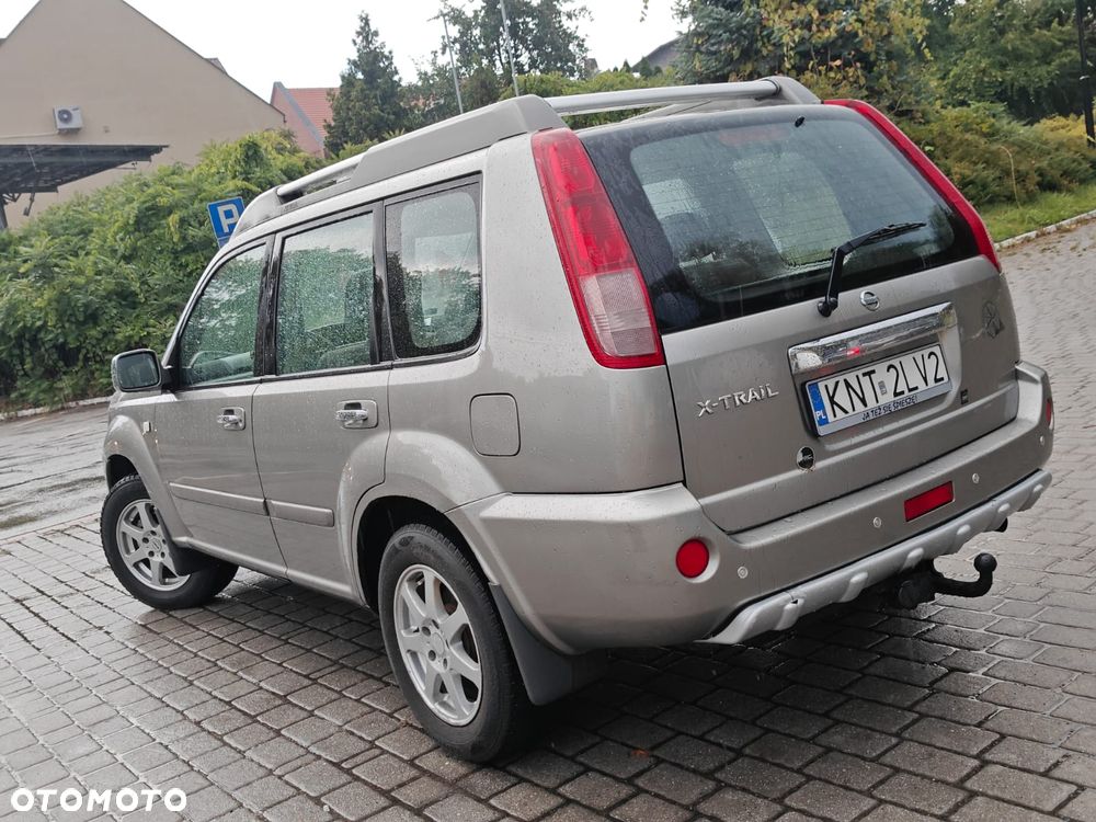Nissan X-Trail 2.0 4x4 Comfort - 5