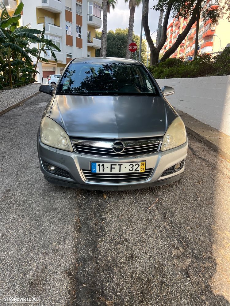 Opel Astra 1.3 CDTi Cosmo - 1