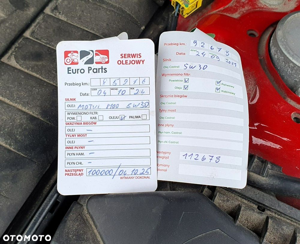 Mercedes-Benz GLA - 23