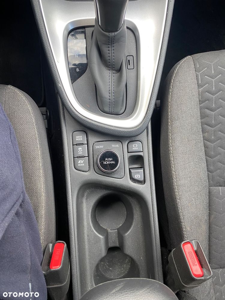 Toyota Yaris Cross Hybrid 1.5 Executive AWD - 17