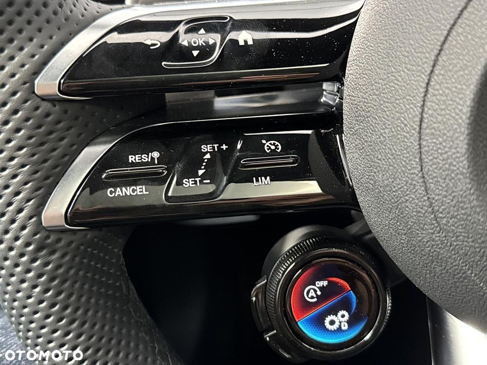 Mercedes-Benz Klasa A 35 AMG 4-Matic 8G-DCT - 16