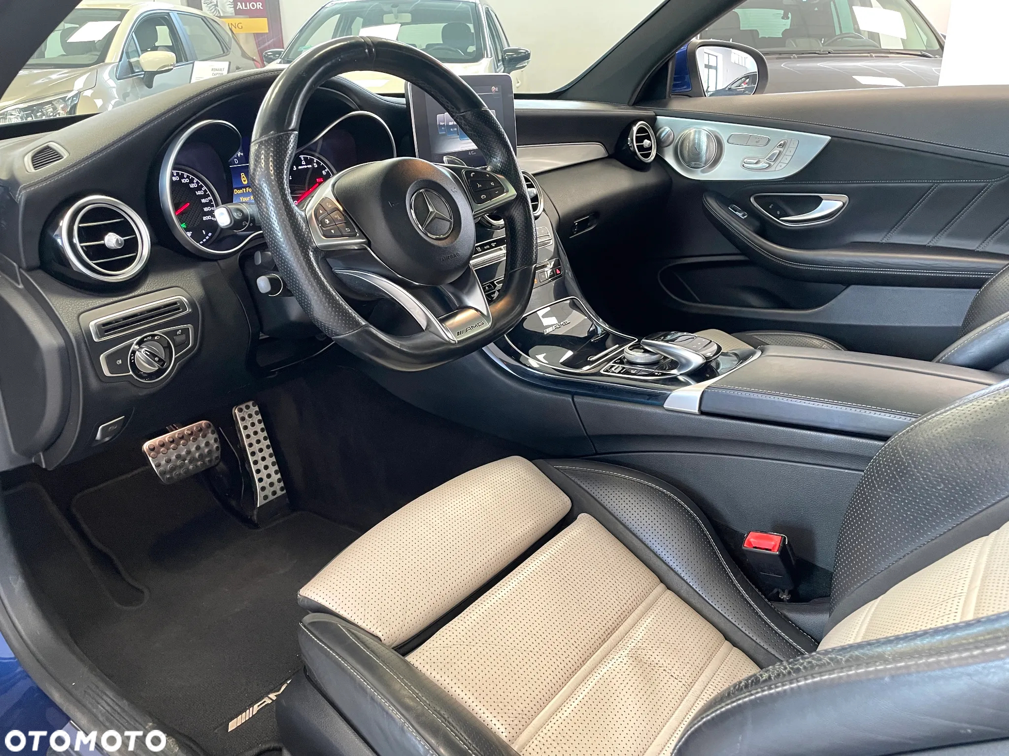 Mercedes-Benz Klasa C AMG 63 Coupe AMG Speedshift 7G-MCT - 5